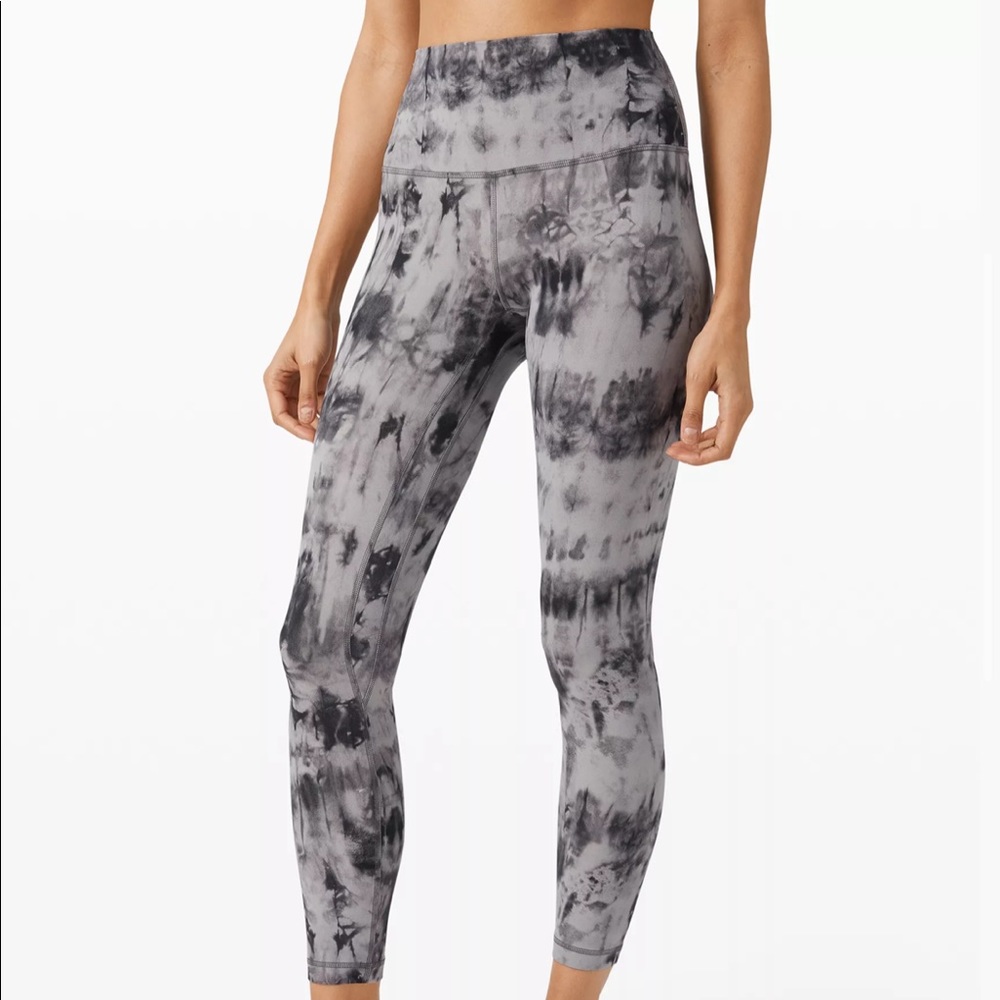 Lululemon align II 25”